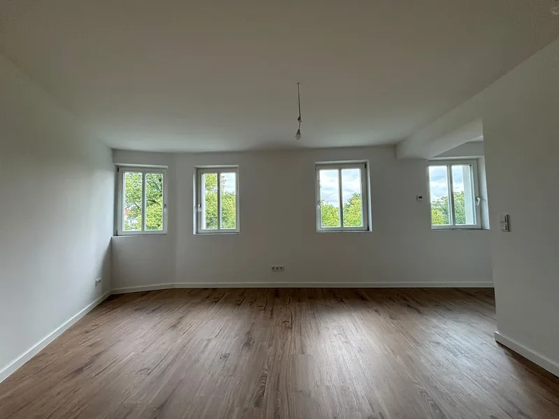 Alltagstauglich wohnen in dieser 1,5-Zimmer-Wohnung im Erstbezug — photo 1
